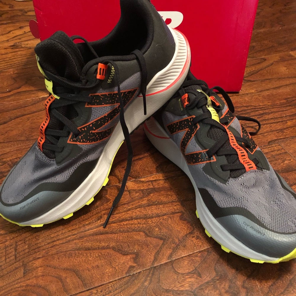 Mens new balance trail running shoe extra wide